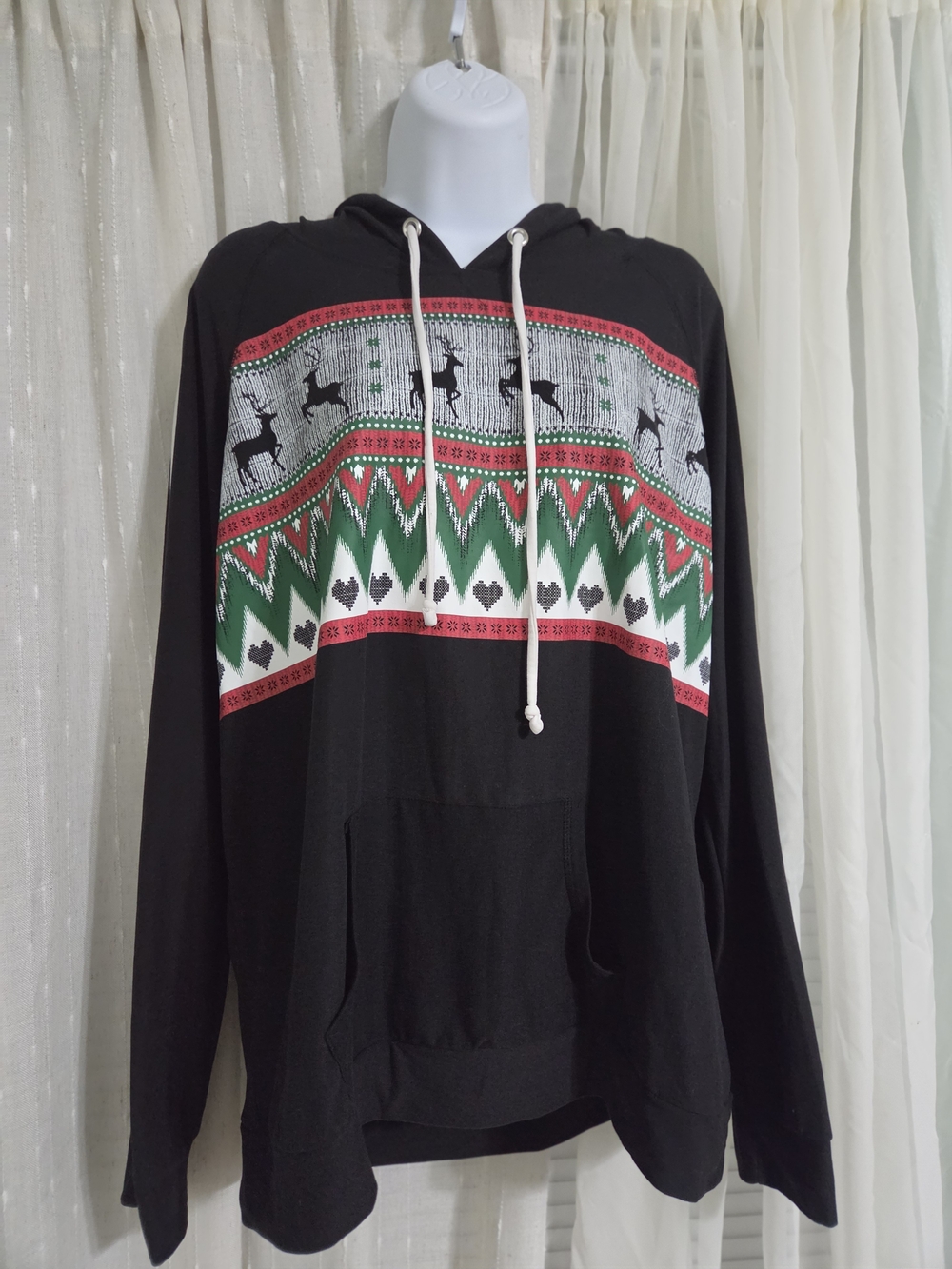 No Boundaries Black Holiday Reindeer Pullover Hoodie with Red & Green Pattern
